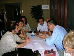 İstişare toplantısında grup çalışması, 24 Haziran 2006.